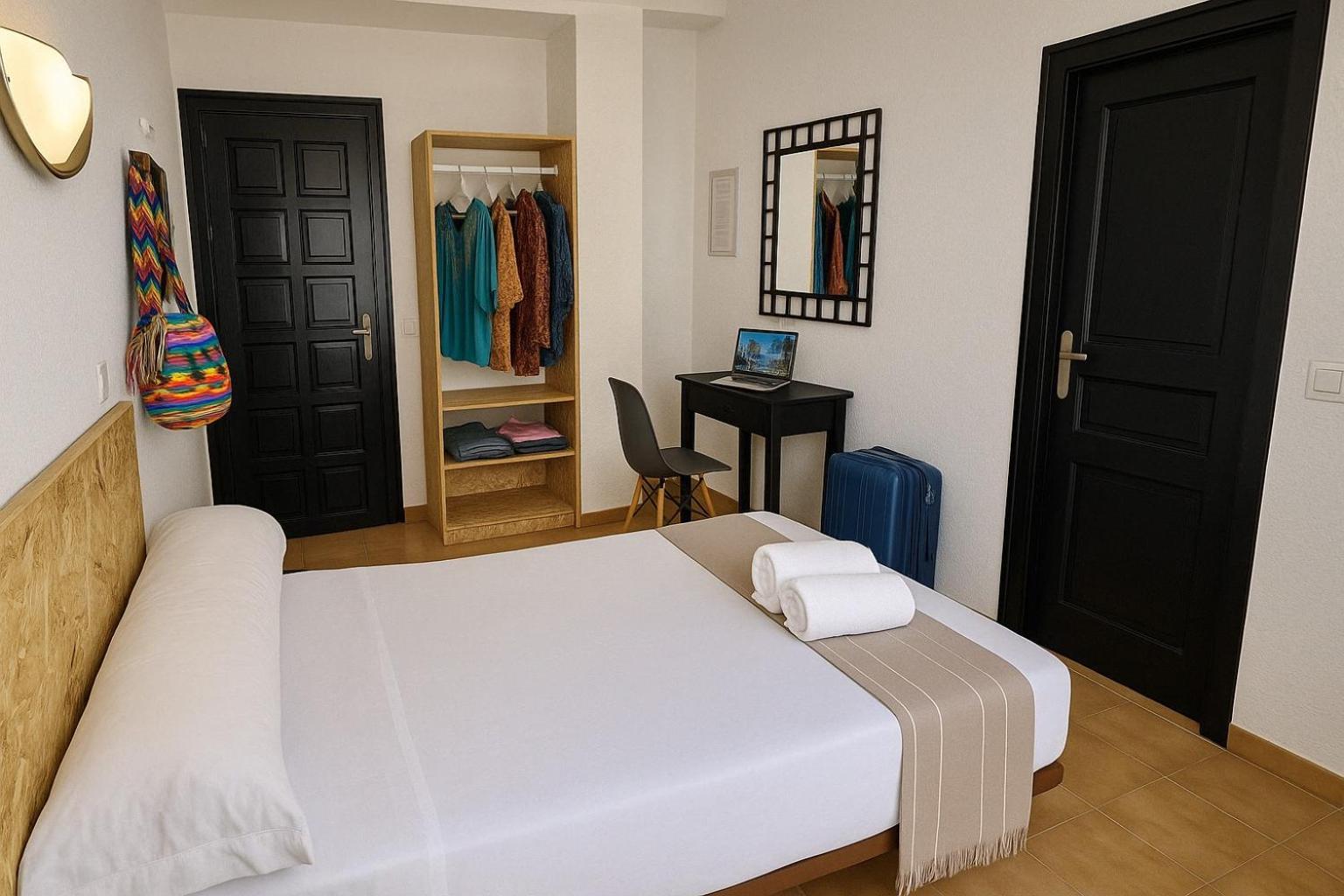 Hotel San Vicente - Centro Playa Conil de la Frontera Kültér fotó